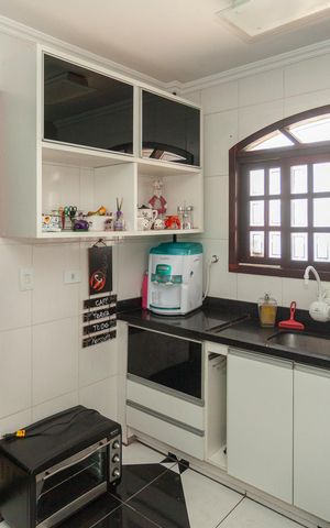 Casa para alugar com 150m², 3 quartos e 2 vagasCozinha