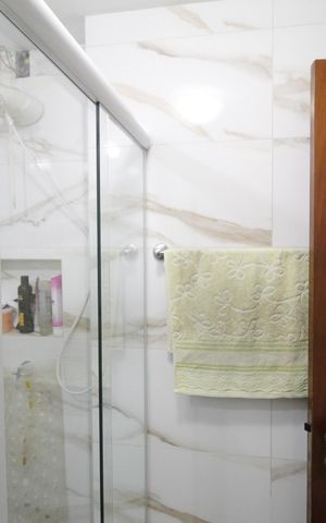 Casa à venda com 340m², 4 quartos e 4 vagasBanheiro 2