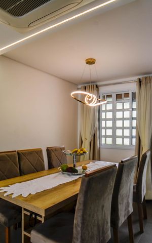 Casa de condomínio à venda com 150m², 3 quartos e 2 vagas Casa de condomínio à venda com 150m², 3 quartos e 2 vagasSala