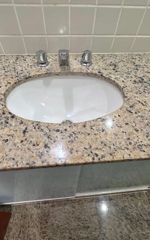 Apartamento à venda com 177m², 3 quartos e 4 vagas Apartamento à venda com 177m², 3 quartos e 4 vagasBanheiro da Suíte 3