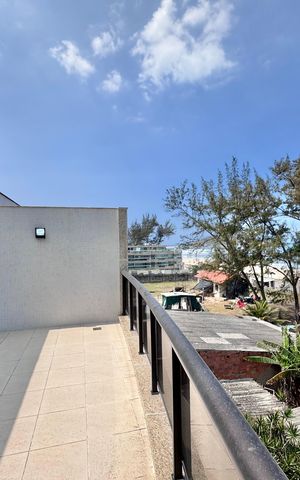 Apartamento à venda com 177m², 3 quartos e 4 vagas Apartamento à venda com 177m², 3 quartos e 4 vagasVaranda