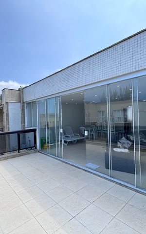 Apartamento à venda com 177m², 3 quartos e 4 vagas Apartamento à venda com 177m², 3 quartos e 4 vagasVaranda