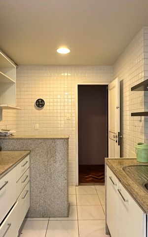 Apartamento para alugar com 150m², 3 quartos e 1 vaga Apartamento para alugar com 150m², 3 quartos e 1 vagaCozinha