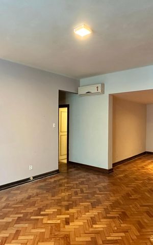 Apartamento para alugar com 150m², 3 quartos e 1 vaga Apartamento para alugar com 150m², 3 quartos e 1 vagaSala