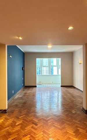 Apartamento para alugar com 150m², 3 quartos e 1 vaga Apartamento para alugar com 150m², 3 quartos e 1 vagaSala
