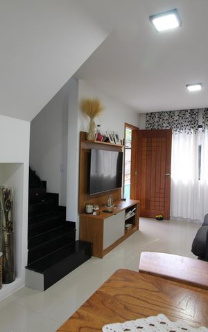 Casa de condomínio à venda com 150m², 3 quartos e 1 vagaSala