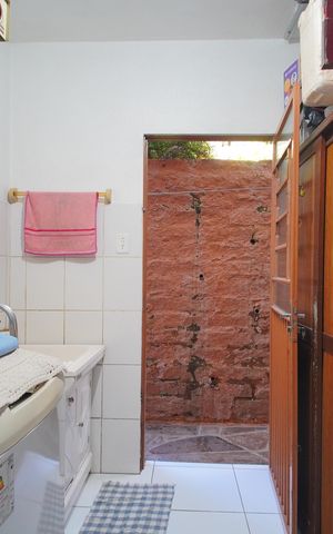 Casa à venda com 184m², 4 quartos e 2 vagasÁrea de Serviço