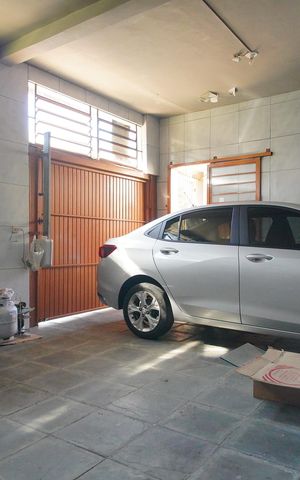 Casa à venda com 184m², 4 quartos e 2 vagasGaragem