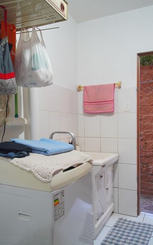 Casa à venda com 184m², 4 quartos e 2 vagasÁrea de Serviço