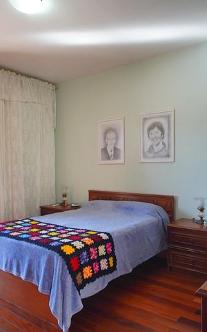 Casa à venda com 184m², 4 quartos e 2 vagasQuarto 2