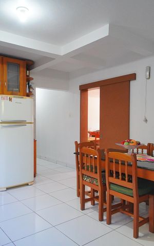 Casa à venda com 184m², 4 quartos e 2 vagasCozinha
