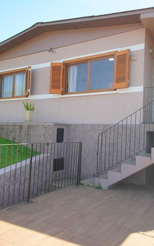 Casa à venda com 179m², 3 quartos e 1 vagaÁrea externa