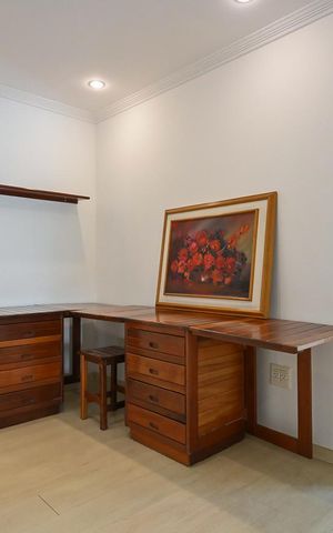 Apartamento para alugar com 205m², 3 quartos e 3 vagasCorredor