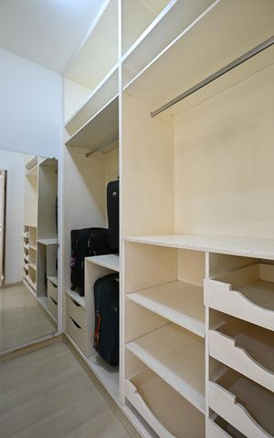 Apartamento para alugar com 205m², 3 quartos e 3 vagasCloset da Suíte 1