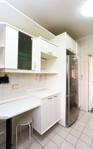 Apartamento à venda com 205m², 3 quartos e 3 vagas Apartamento à venda com 205m², 3 quartos e 3 vagasCozinha
