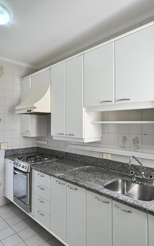 Apartamento para alugar com 205m², 3 quartos e 3 vagasCozinha