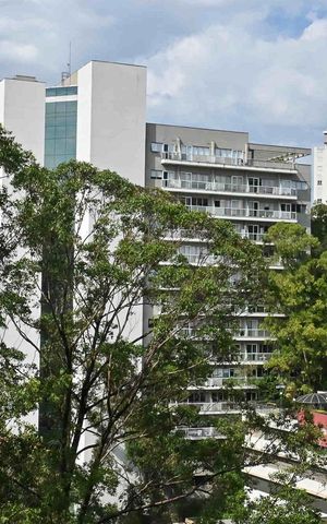 Apartamento para alugar com 205m², 3 quartos e 3 vagasVista Varanda