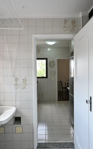 Apartamento para alugar com 205m², 3 quartos e 3 vagasÁrea de Serviço 