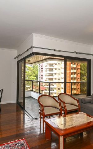 Apartamento para alugar com 205m², 3 quartos e 3 vagasSala