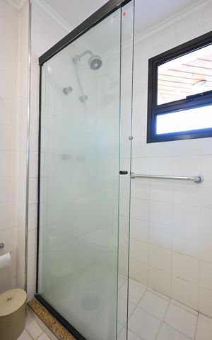Apartamento para alugar com 205m², 3 quartos e 3 vagasBanheiro Suíte 2