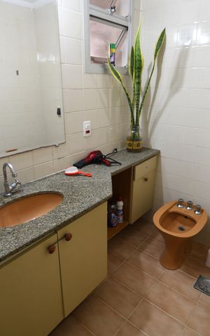 Apartamento para alugar com 97m², 3 quartos e 1 vagaBanheiro 