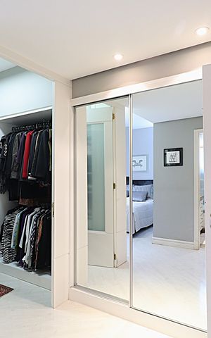 Apartamento à venda com 200m², 4 quartos e 3 vagasSuíte - Closet 1