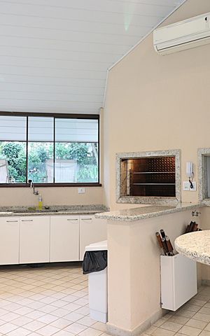 Apartamento à venda com 200m², 4 quartos e 3 vagasÁrea comum - Churrasqueira