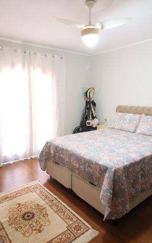 Casa à venda com 161m², 3 quartos e 2 vagasSuíte 1