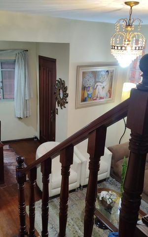 Casa à venda com 260m², 5 quartos e 2 vagas