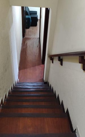 Casa à venda com 260m², 5 quartos e 2 vagas