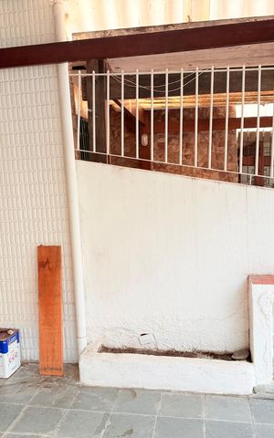 Casa à venda com 100m², 2 quartos e 1 vaga Casa à venda com 100m², 2 quartos e 1 vagaGaragem