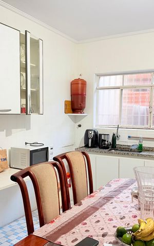 Casa à venda com 100m², 2 quartos e 1 vaga Casa à venda com 100m², 2 quartos e 1 vagaCozinha