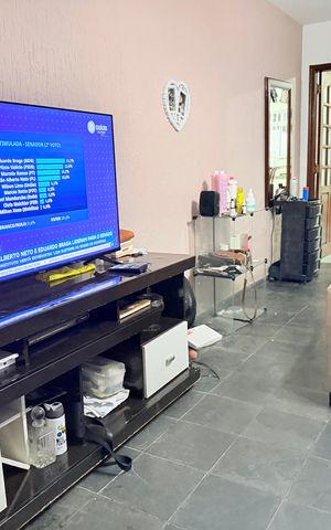 Casa à venda com 100m², 2 quartos e 1 vaga Casa à venda com 100m², 2 quartos e 1 vagaSala