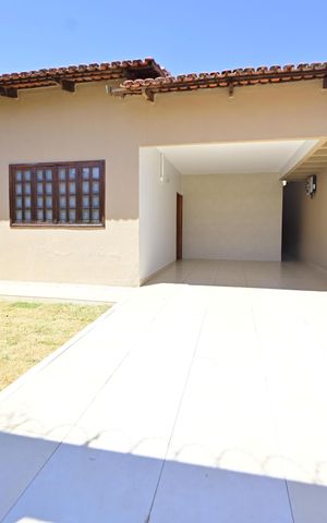 Casa para alugar com 221m², 3 quartos e 3 vagasFachada