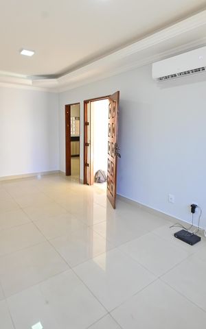 Casa para alugar com 221m², 3 quartos e 3 vagasSala