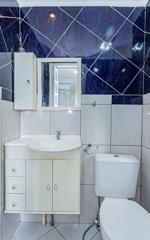 Apartamento à venda com 64m², 3 quartos e 2 vagas Apartamento à venda com 64m², 3 quartos e 2 vagasBanheiro da Suíte