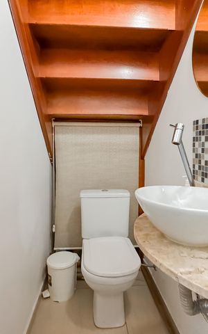 Casa à venda com 79m², 2 quartos e sem vaga Casa à venda com 79m², 2 quartos e sem vagaLavabo