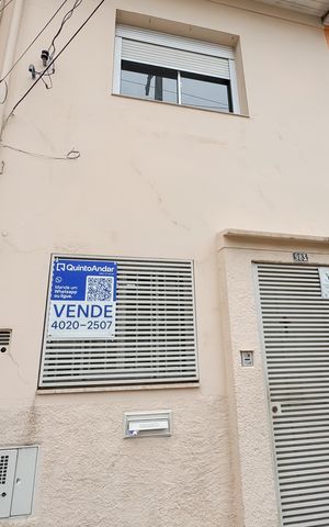 Casa à venda com 79m², 2 quartos e sem vaga Casa à venda com 79m², 2 quartos e sem vagaFachada
