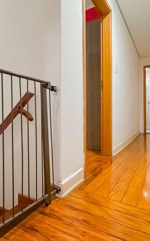 Casa à venda com 79m², 2 quartos e sem vaga Casa à venda com 79m², 2 quartos e sem vagaPiso Superior
