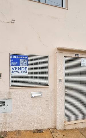 Casa à venda com 79m², 2 quartos e sem vaga Casa à venda com 79m², 2 quartos e sem vagaFachada