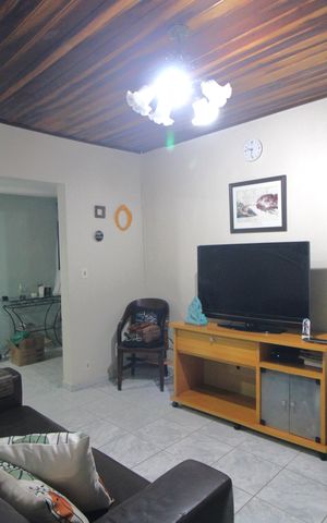 Casa à venda com 90m², 2 quartos e 2 vagasSala 1
