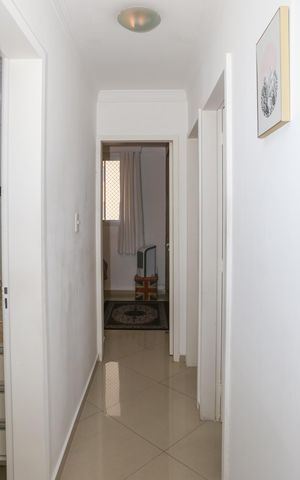 Apartamento à venda com 70m², 3 quartos e 2 vagasCorredor