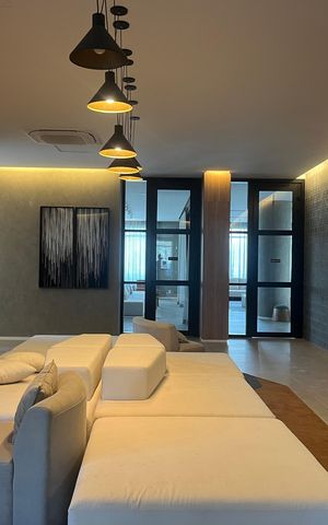 Apartamento à venda com 91m², 2 quartos e 3 vagas Apartamento à venda com 91m², 2 quartos e 3 vagasÁrea comum - Salão de festas