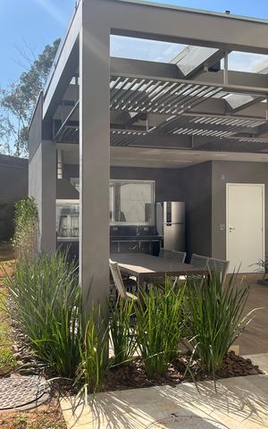 Apartamento à venda com 91m², 2 quartos e 3 vagas Apartamento à venda com 91m², 2 quartos e 3 vagasÁrea comum - Churrasqueira