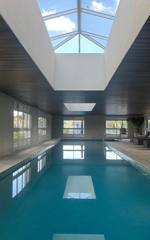 Apartamento à venda com 91m², 2 quartos e 3 vagas Apartamento à venda com 91m², 2 quartos e 3 vagasPiscina Coberta