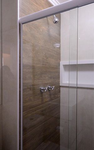 Apartamento à venda com 96m², 2 quartos e 2 vagas Apartamento à venda com 96m², 2 quartos e 2 vagasBanheiro Social
