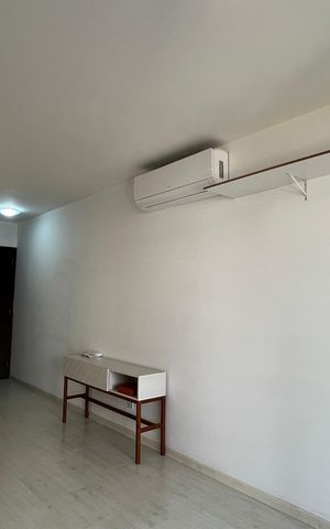 Apartamento à venda com 80m², 3 quartos e 2 vagas Apartamento à venda com 80m², 3 quartos e 2 vagasSala