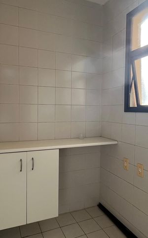Apartamento à venda com 80m², 3 quartos e 2 vagas Apartamento à venda com 80m², 3 quartos e 2 vagasÁrea de Serviço