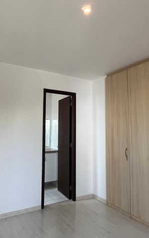 Apartamento à venda com 80m², 3 quartos e 2 vagas Apartamento à venda com 80m², 3 quartos e 2 vagasSuíte