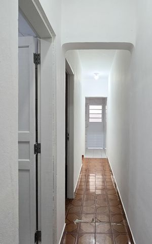Casa para alugar com 100m², 2 quartos e sem vaga Casa para alugar com 100m², 2 quartos e sem vagaCorredor